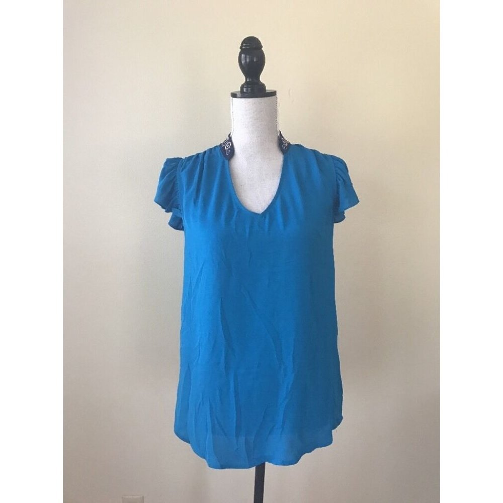 Anthropologie Flutter Sleeve Blouse W/Floral Embro